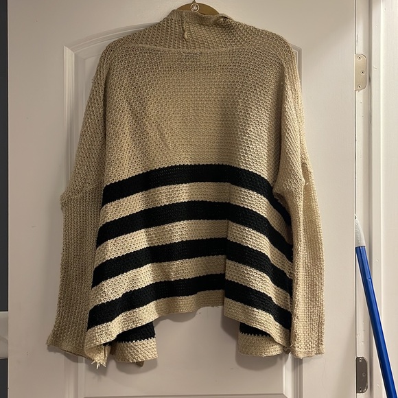 BDG beige with black medium strip cardigan - Picture 3 of 3